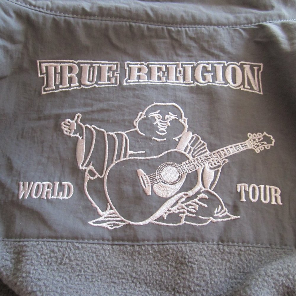 True Religion - Picture 2 of 5
